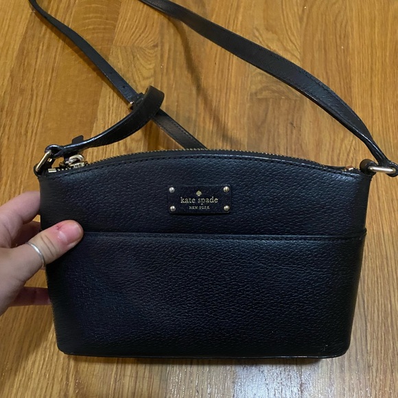 Kate Spade purse - Picture 3 of 5